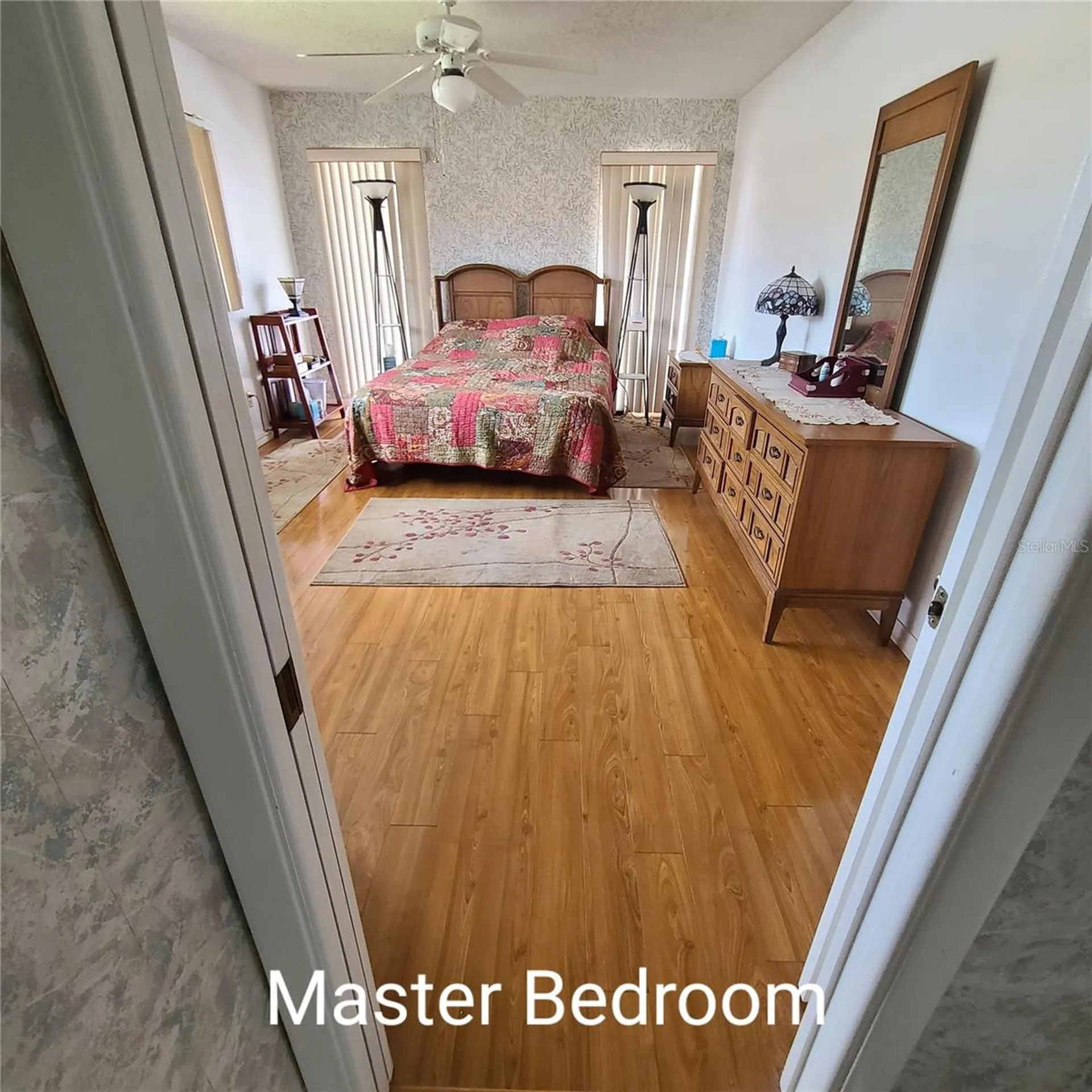 220 Buttonwood Circle Seminole FL 33777