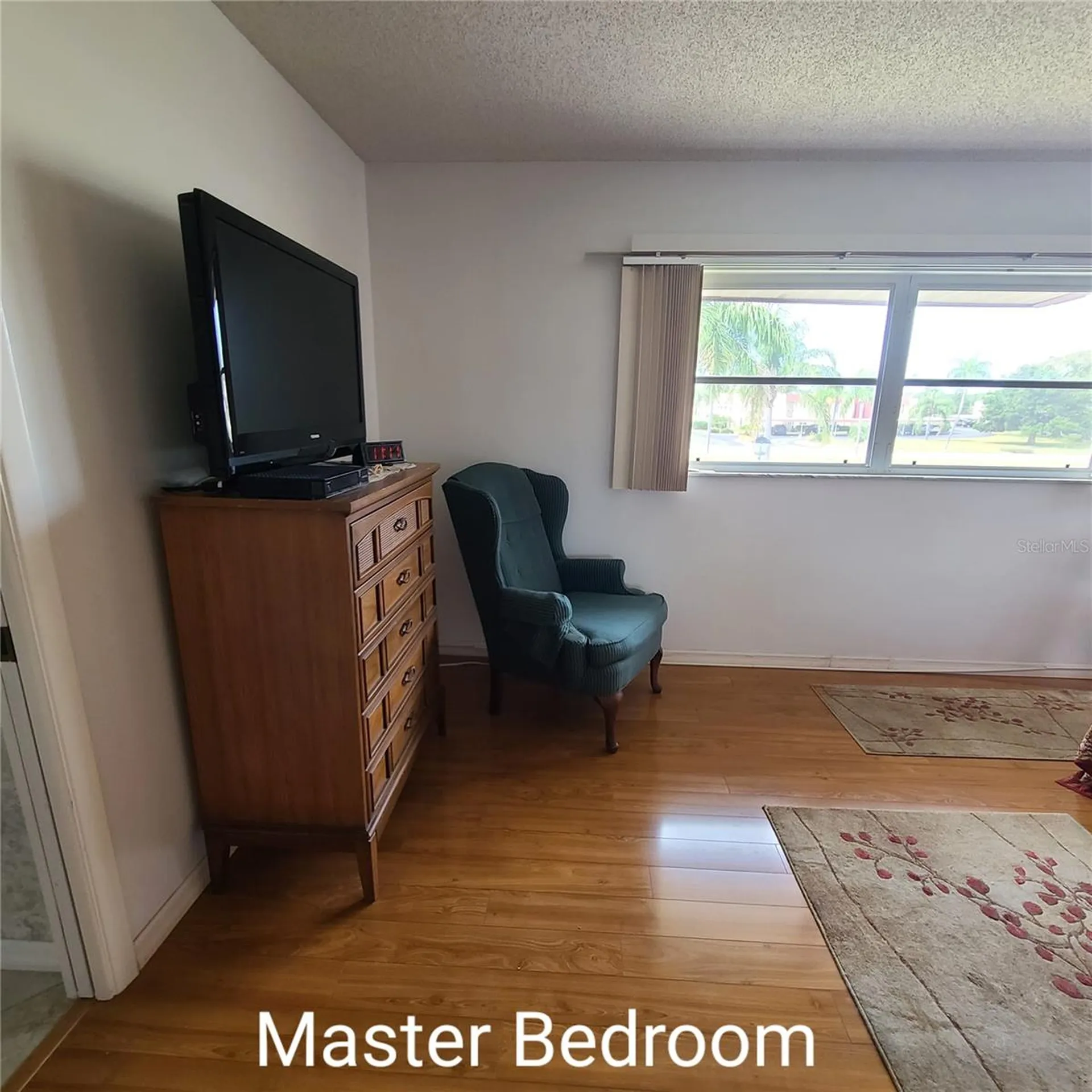 220 Buttonwood Circle Seminole FL 33777