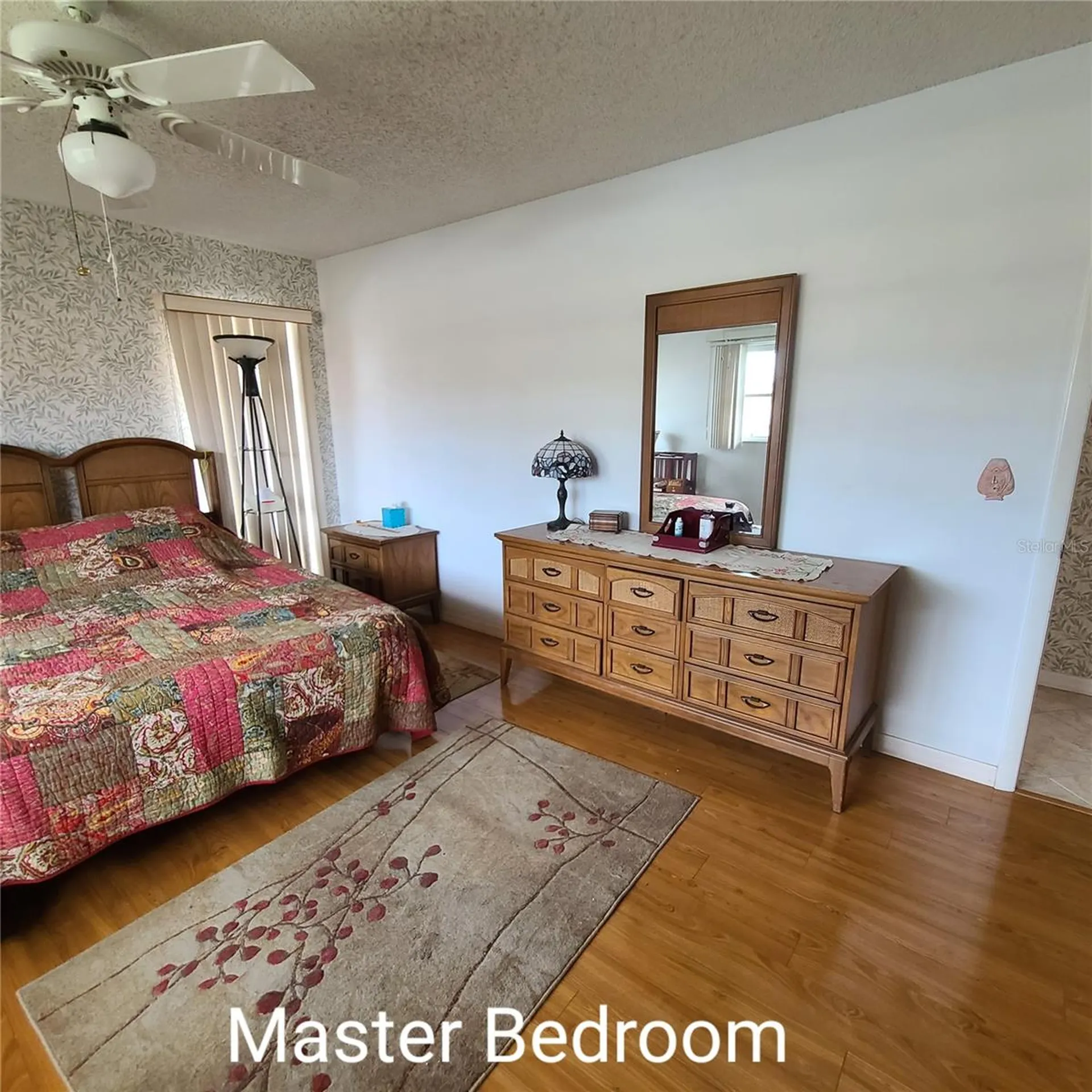 220 Buttonwood Circle Seminole FL 33777