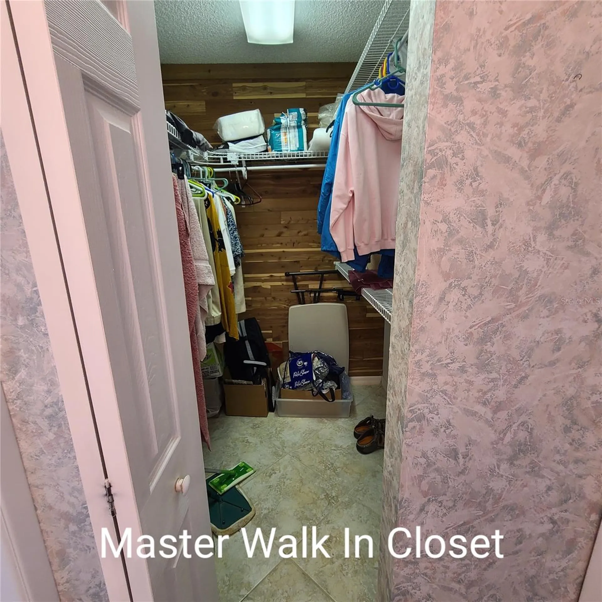 220 Buttonwood Circle Seminole FL 33777