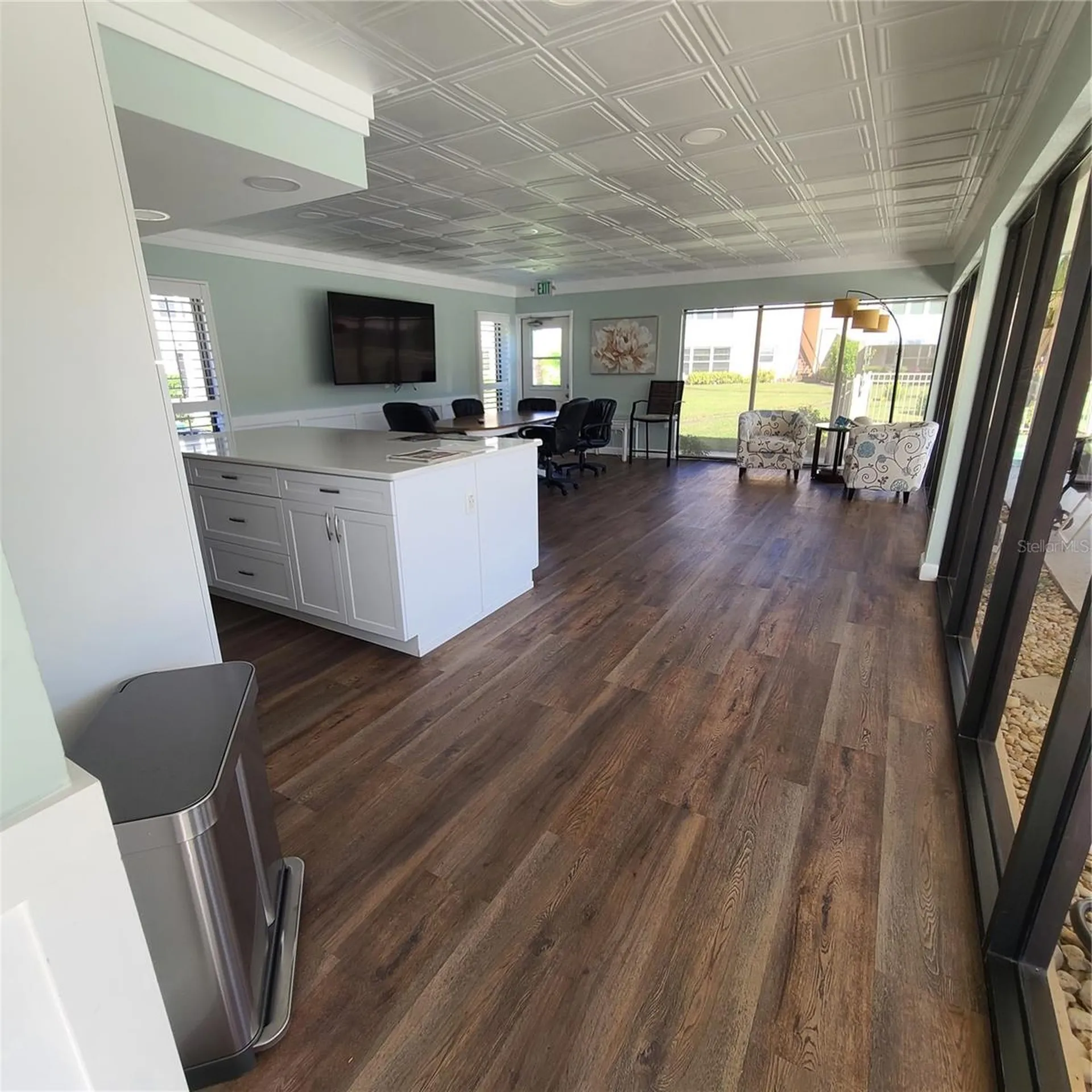 220 Buttonwood Circle Seminole FL 33777