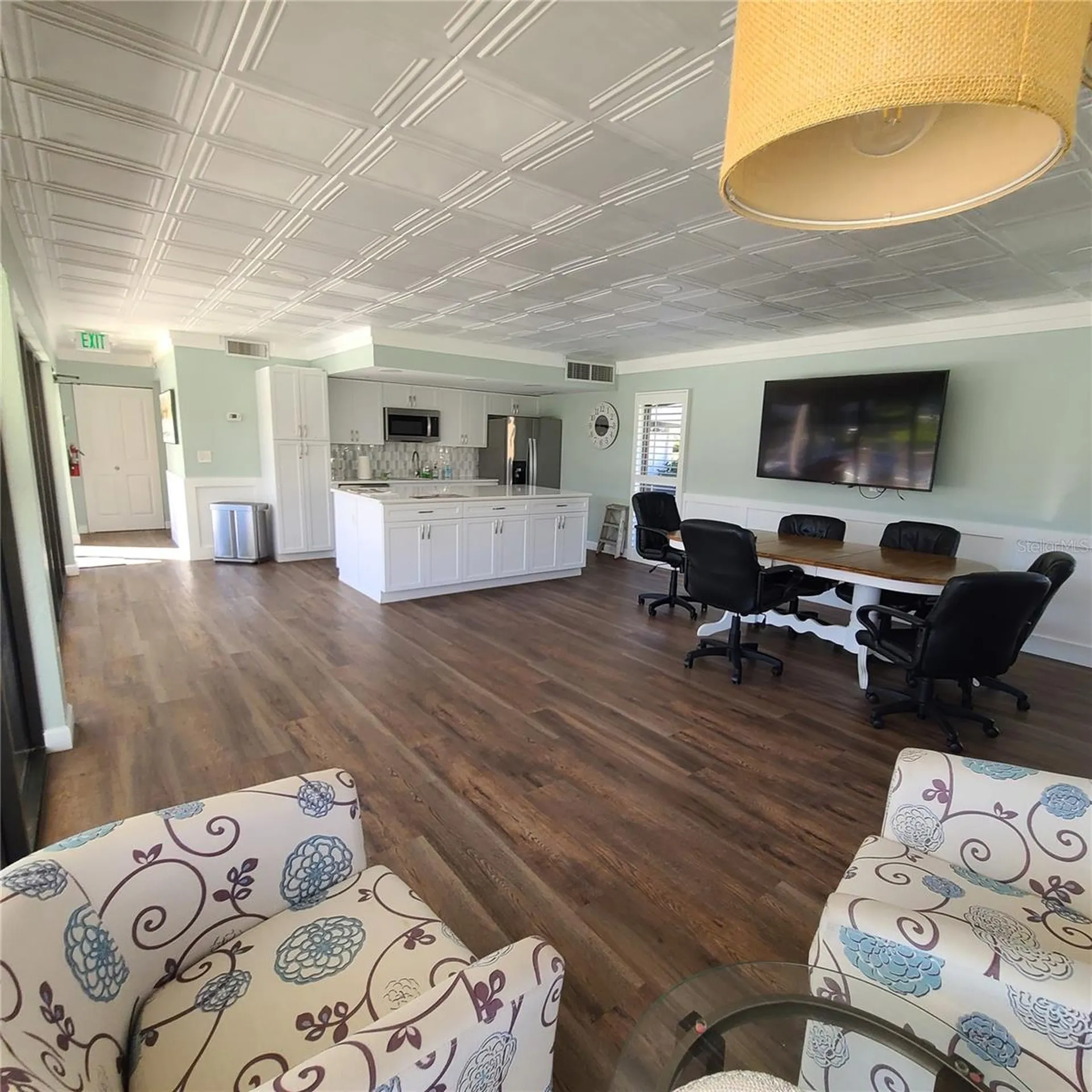 220 Buttonwood Circle Seminole FL 33777