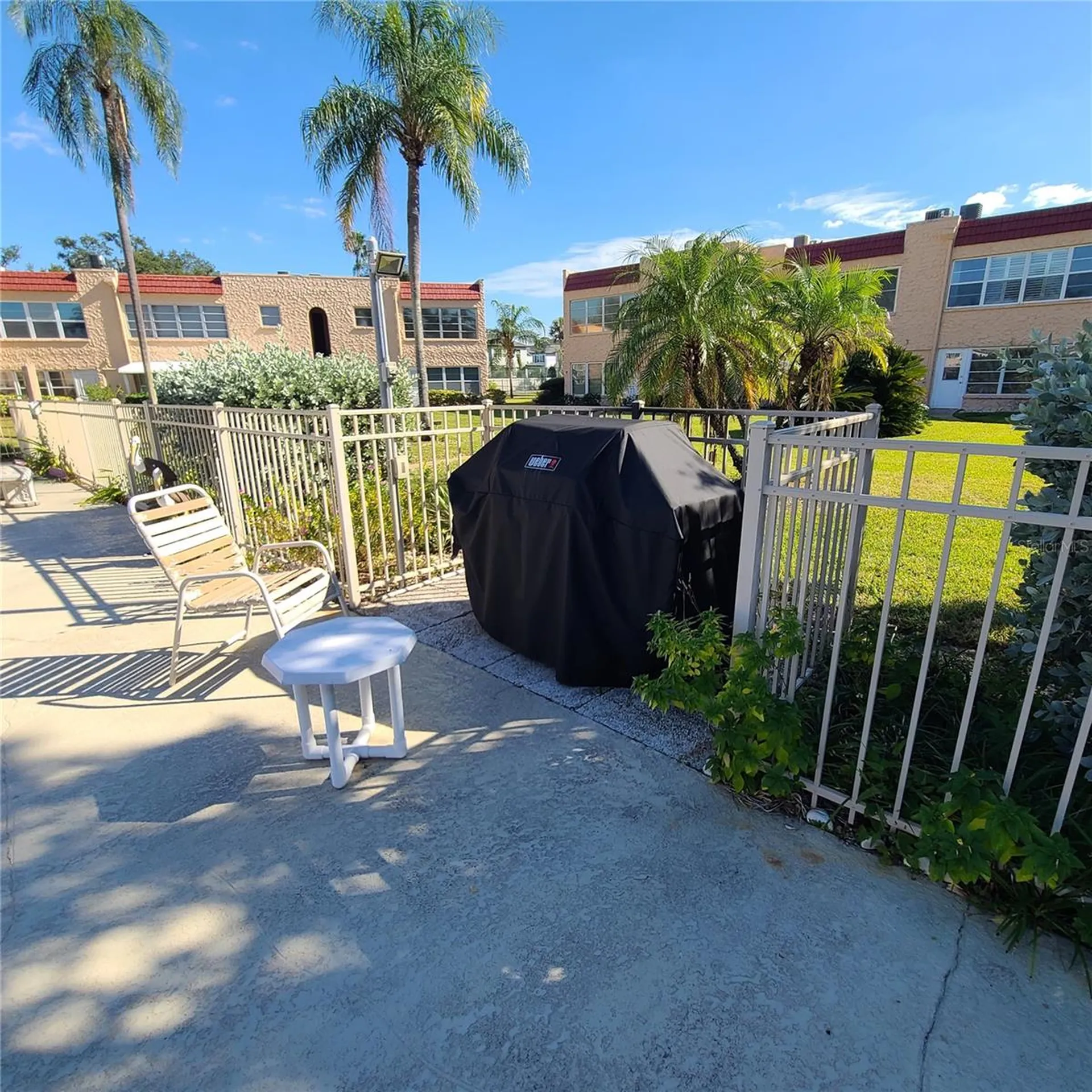 220 Buttonwood Circle Seminole FL 33777