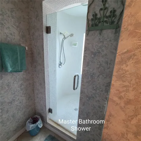 220 Buttonwood Circle Seminole FL 33777
