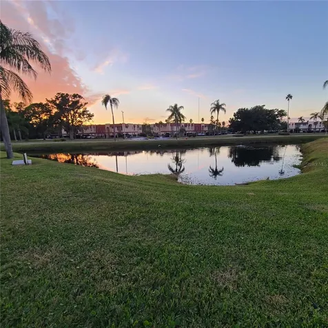 220 Buttonwood Circle Seminole FL 33777