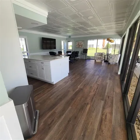 220 Buttonwood Circle Seminole FL 33777