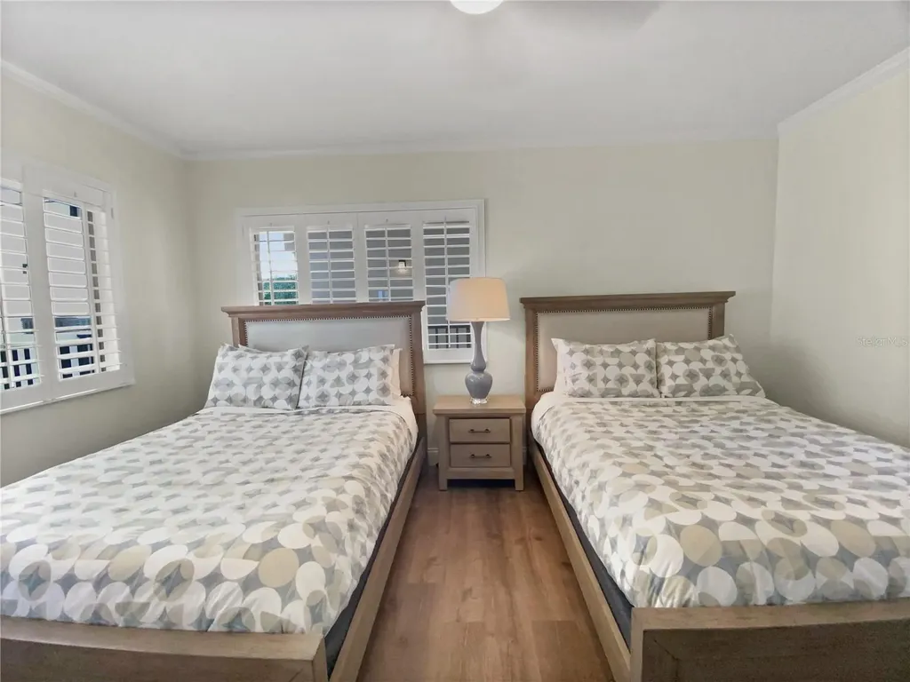 1445 Gulf Of Mexico Drive Longboat Key FL 34228