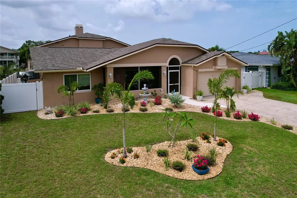 386 Westwinds Drive Palm Harbor FL 34683