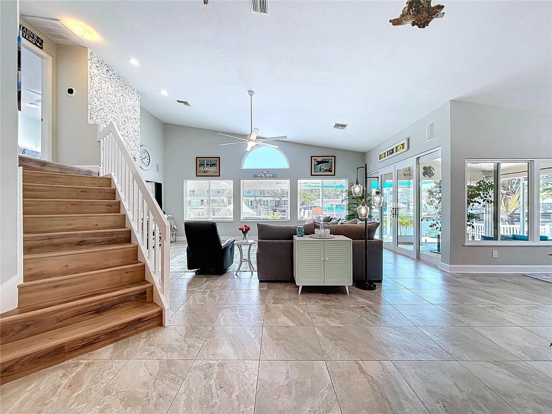 386 Westwinds Drive Palm Harbor FL 34683
