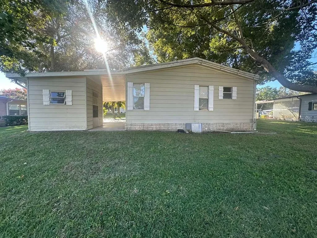 3319 S Citrus Circle Zellwood FL 32798