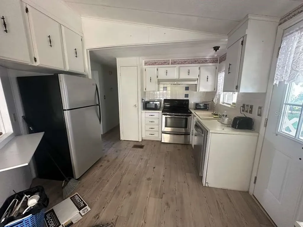 3319 S Citrus Circle Zellwood FL 32798