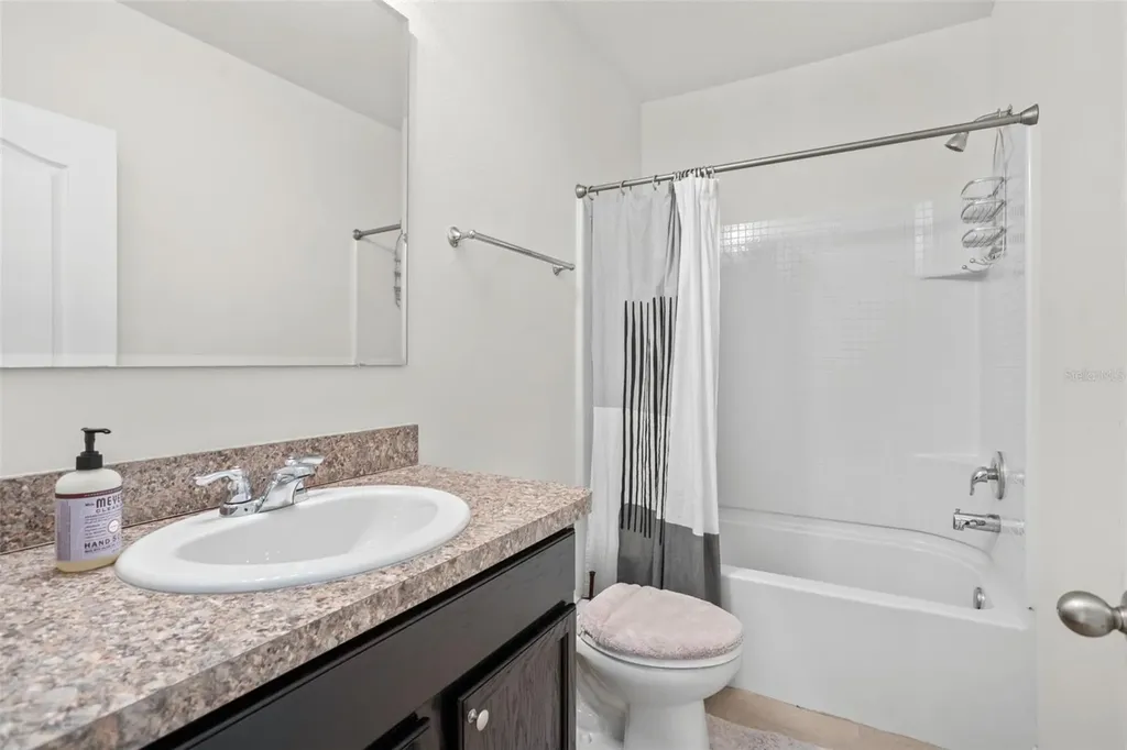 3449 Seneca Club Loop Orlando FL 32808