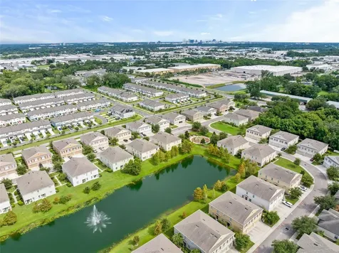 3449 Seneca Club Loop Orlando FL 32808