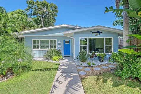 2210 8th Avenue W Bradenton FL 34205