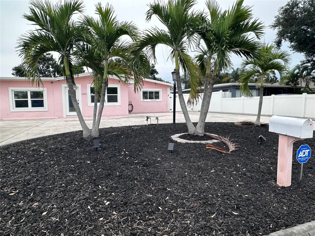 10659 108th Street Largo FL 33778