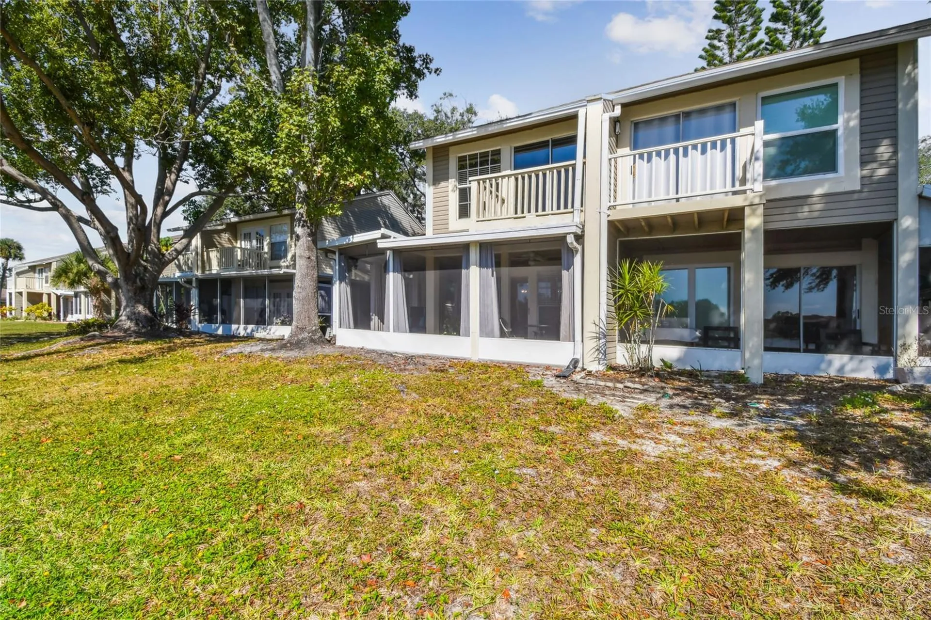 6916 Lake Place Court Tampa FL 33634