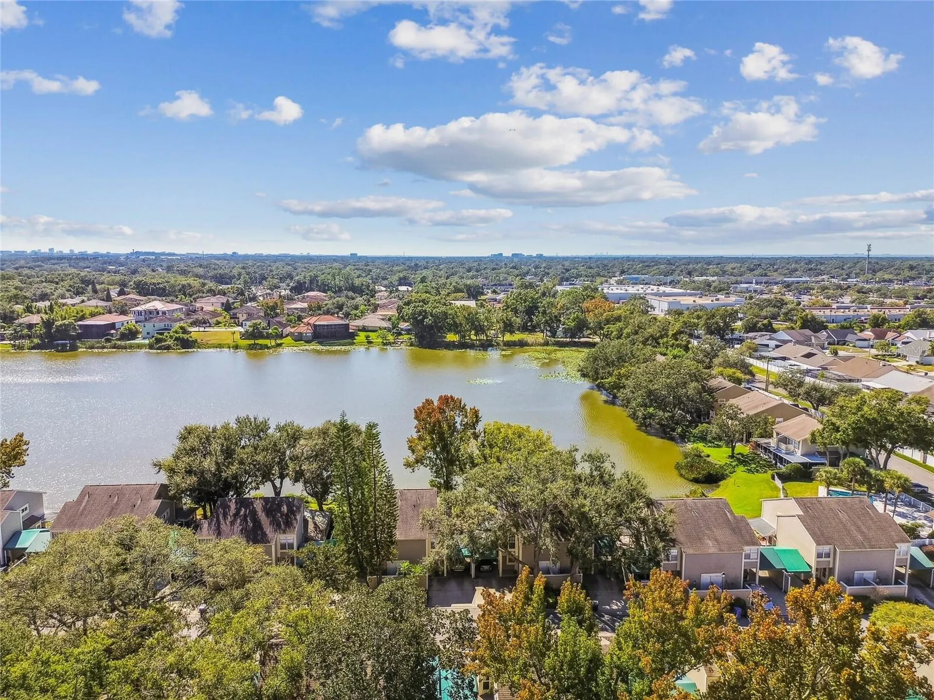 6916 Lake Place Court Tampa FL 33634