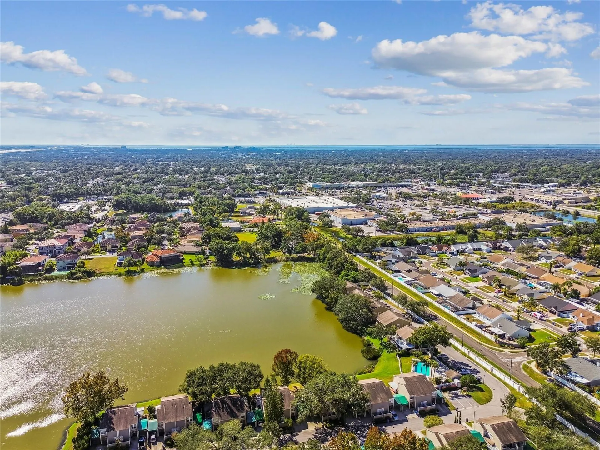 6916 Lake Place Court Tampa FL 33634