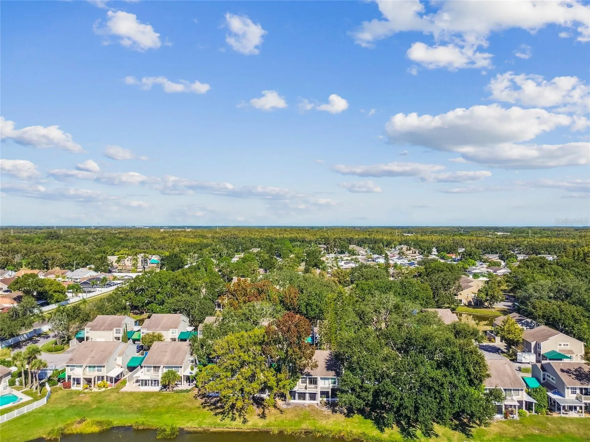 6916 Lake Place Court Tampa FL 33634