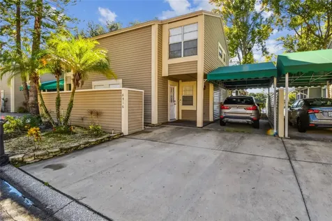 6916 Lake Place Court Tampa FL 33634