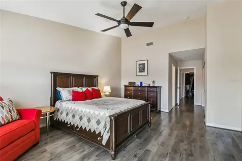 6916 Lake Place Court Tampa FL 33634