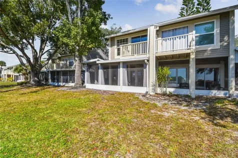 6916 Lake Place Court Tampa FL 33634