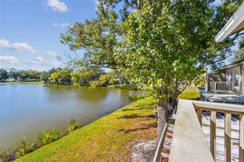6916 Lake Place Court Tampa FL 33634
