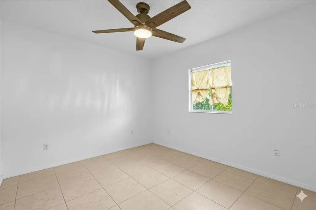 2413 Marlboro Street Orlando FL 32806