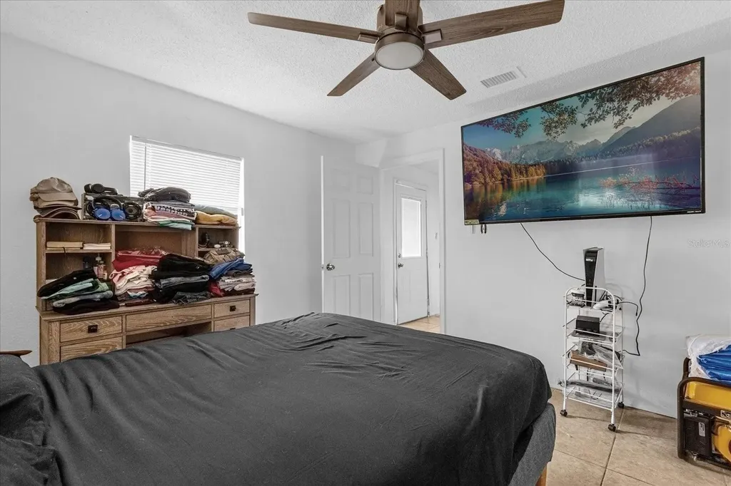 2413 Marlboro Street Orlando FL 32806
