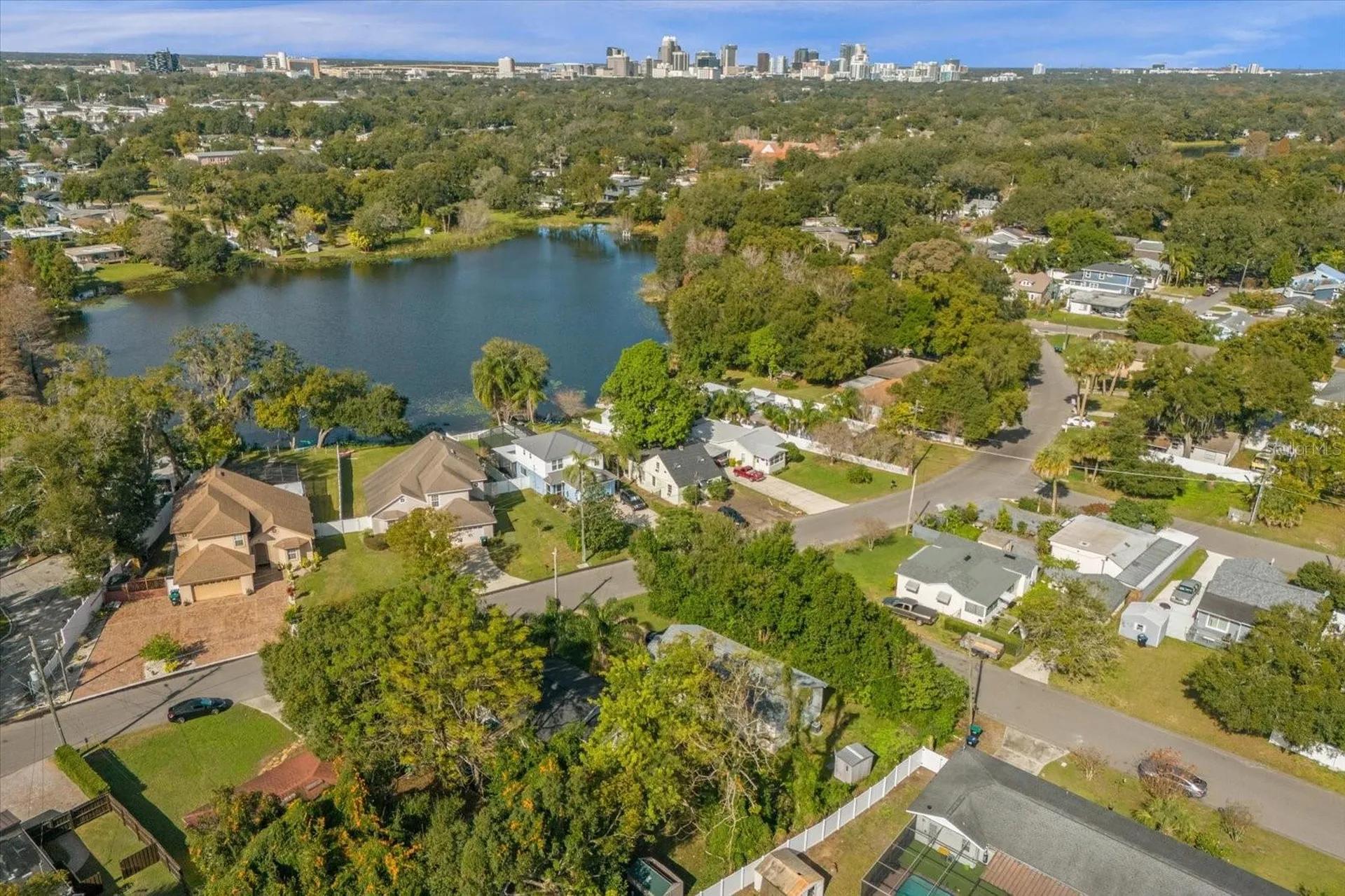 2413 Marlboro Street Orlando FL 32806