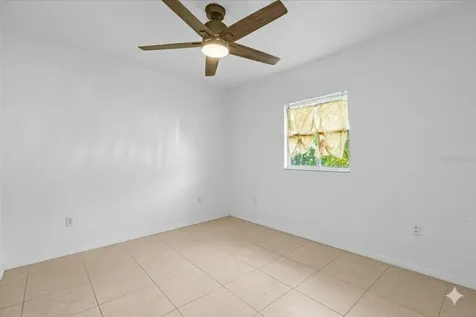 2413 Marlboro Street Orlando FL 32806