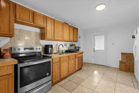 2413 Marlboro Street Orlando FL 32806