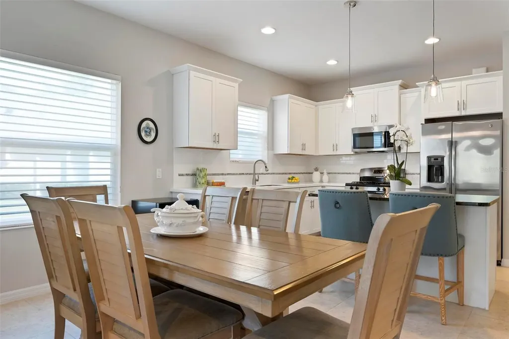 6512 Palm Leaf Court Sarasota FL 34243