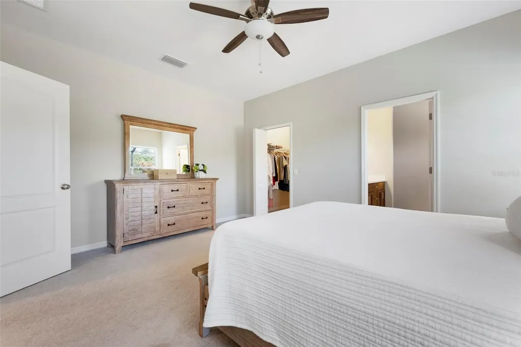 6512 Palm Leaf Court Sarasota FL 34243
