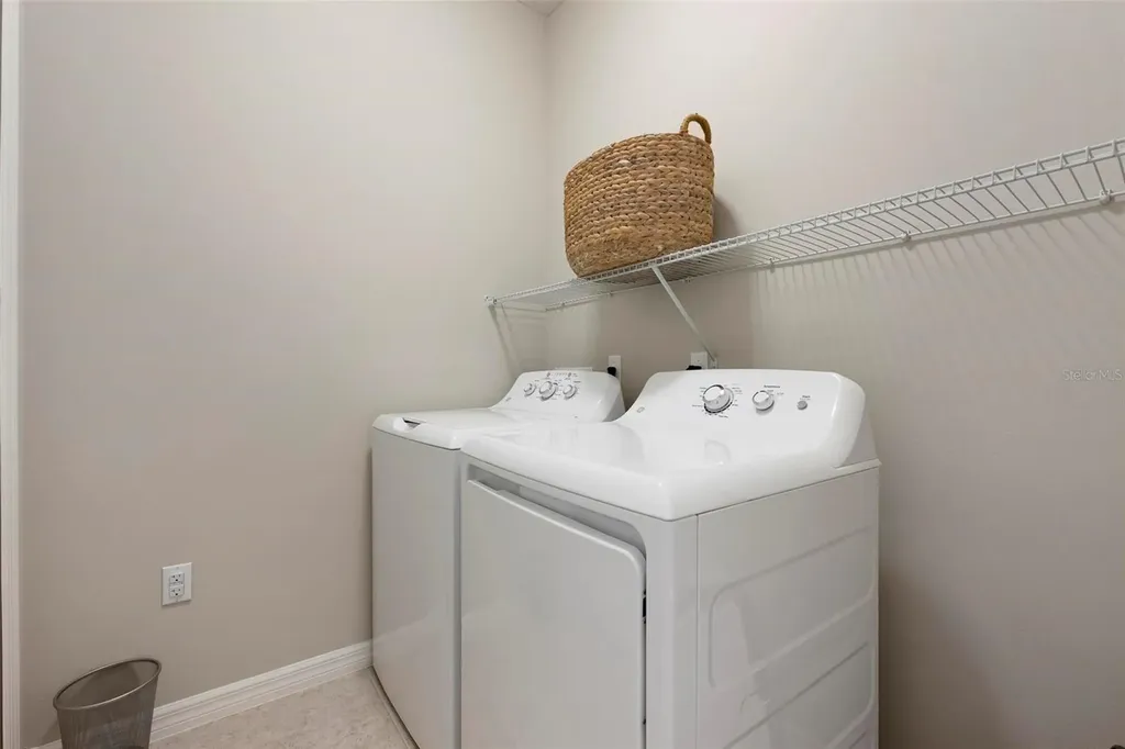 6512 Palm Leaf Court Sarasota FL 34243