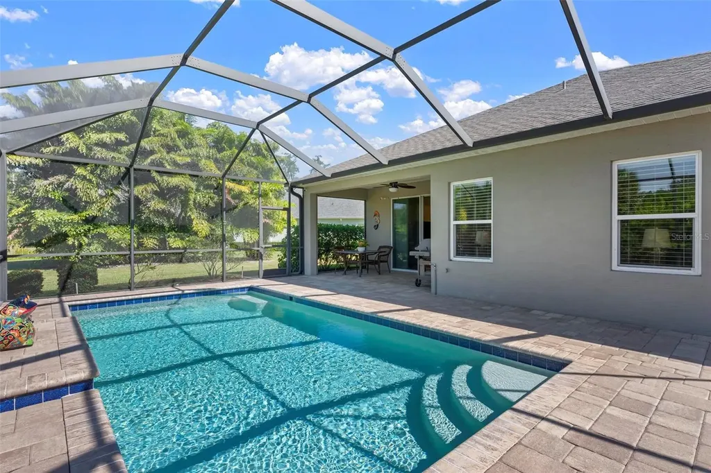 6512 Palm Leaf Court Sarasota FL 34243