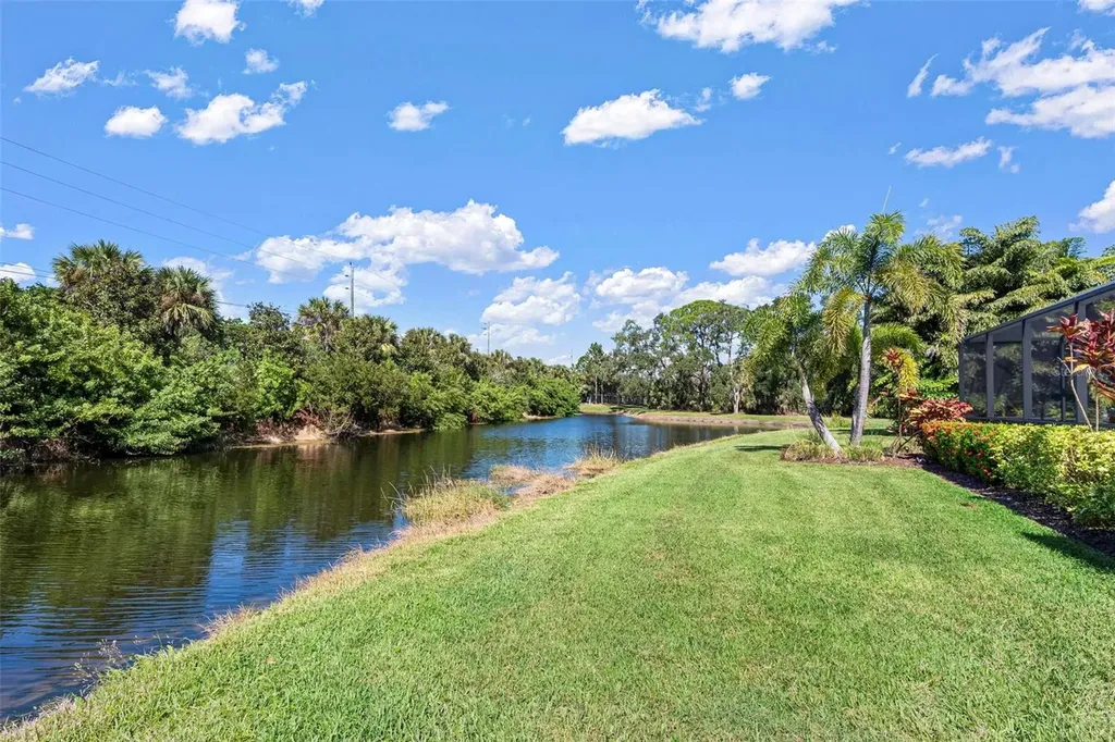 6512 Palm Leaf Court Sarasota FL 34243