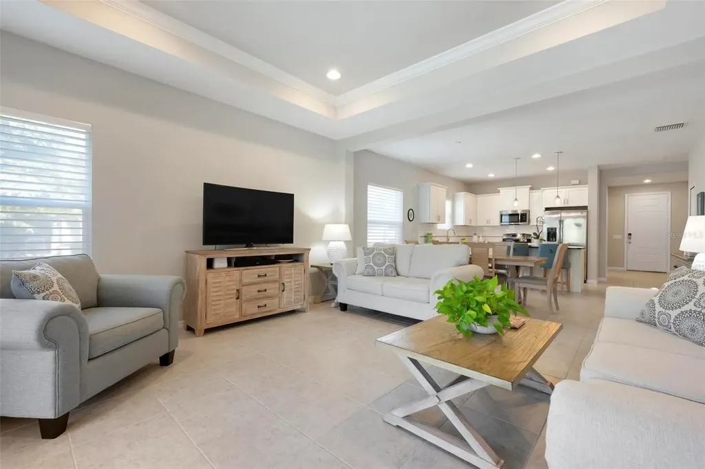 6512 Palm Leaf Court Sarasota FL 34243