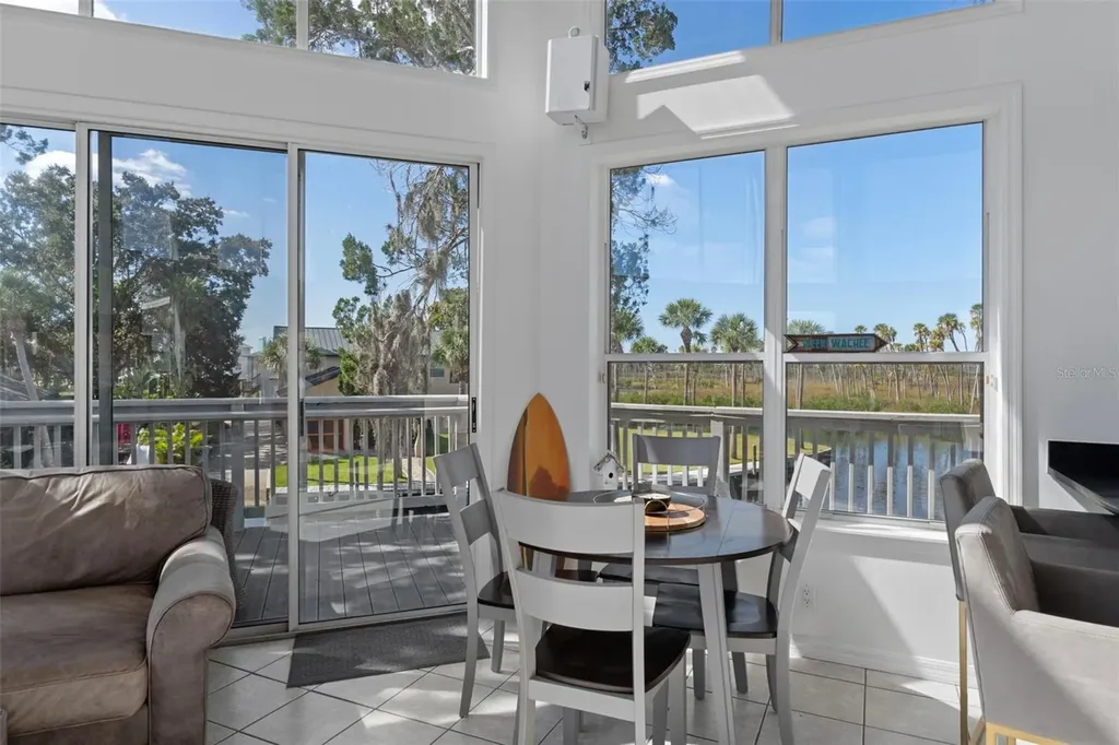5272 Tropical Point Weeki Wachee FL 34607