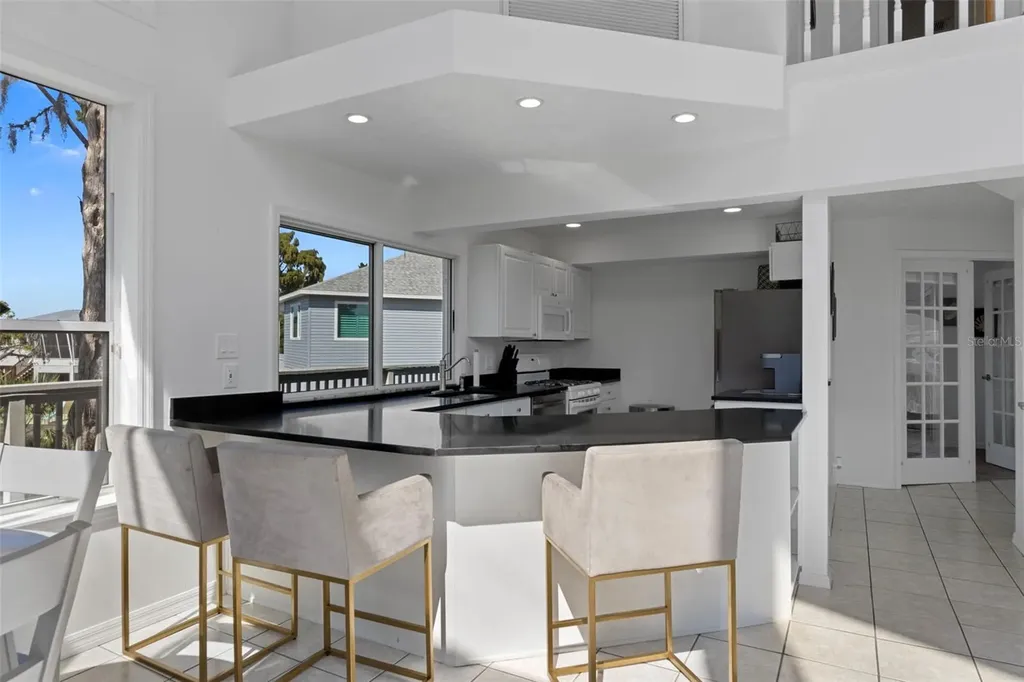5272 Tropical Point Weeki Wachee FL 34607