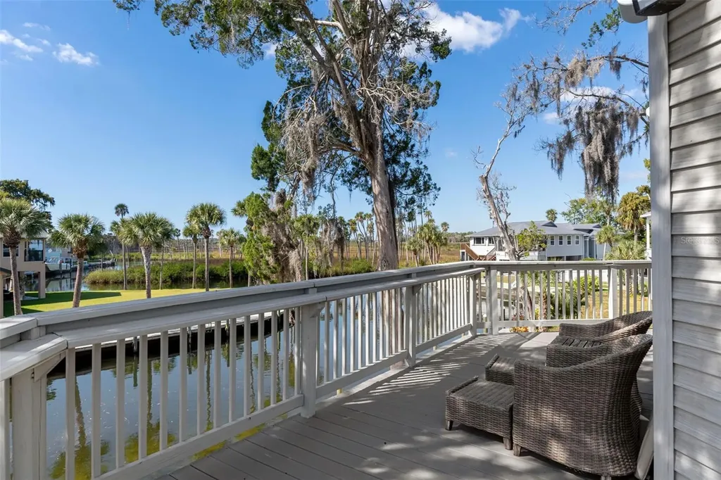5272 Tropical Point Weeki Wachee FL 34607