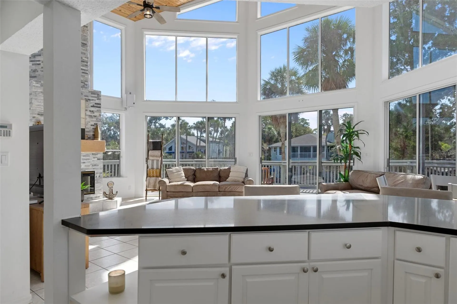 5272 Tropical Point Weeki Wachee FL 34607