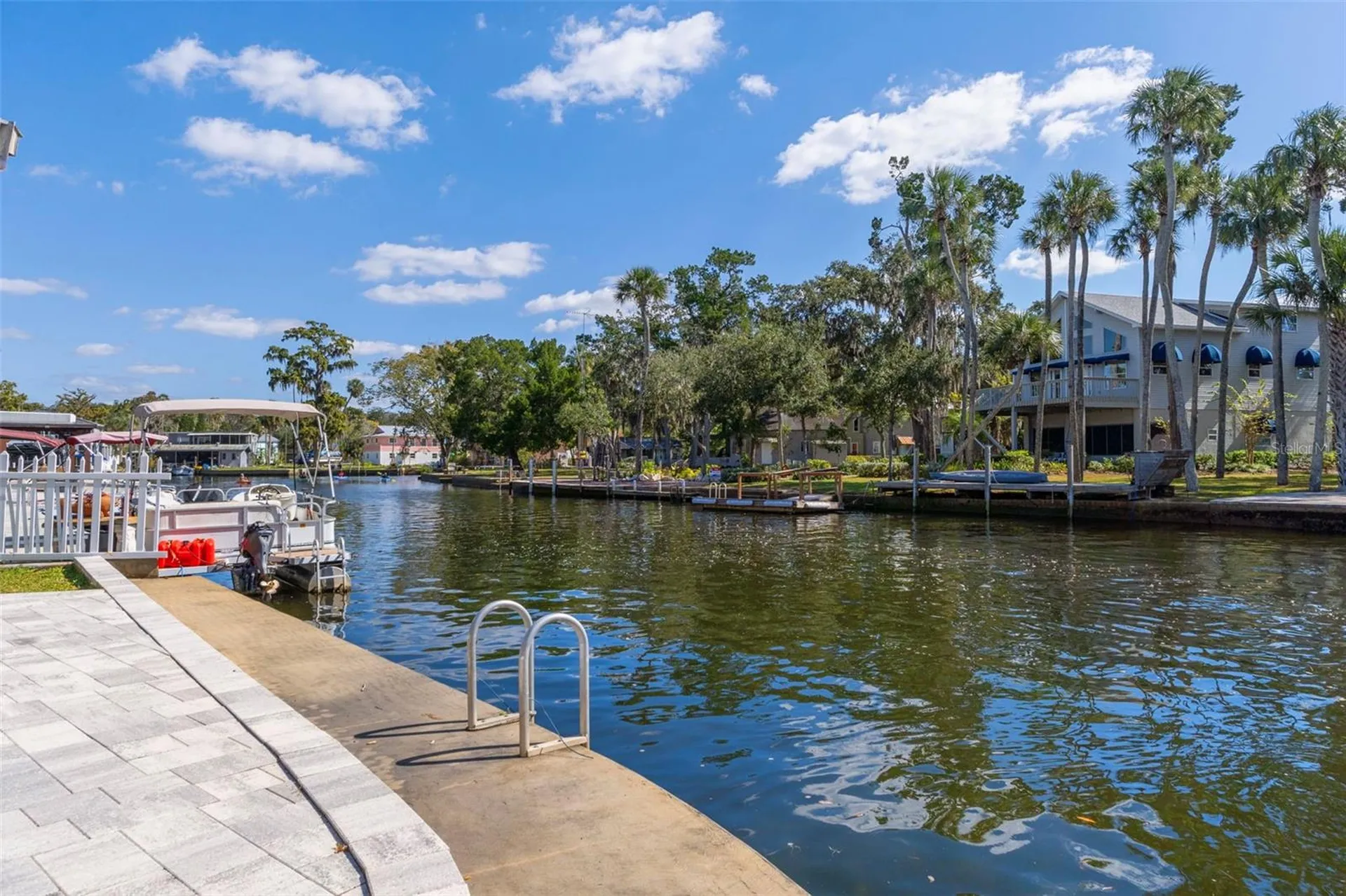 5272 Tropical Point Weeki Wachee FL 34607