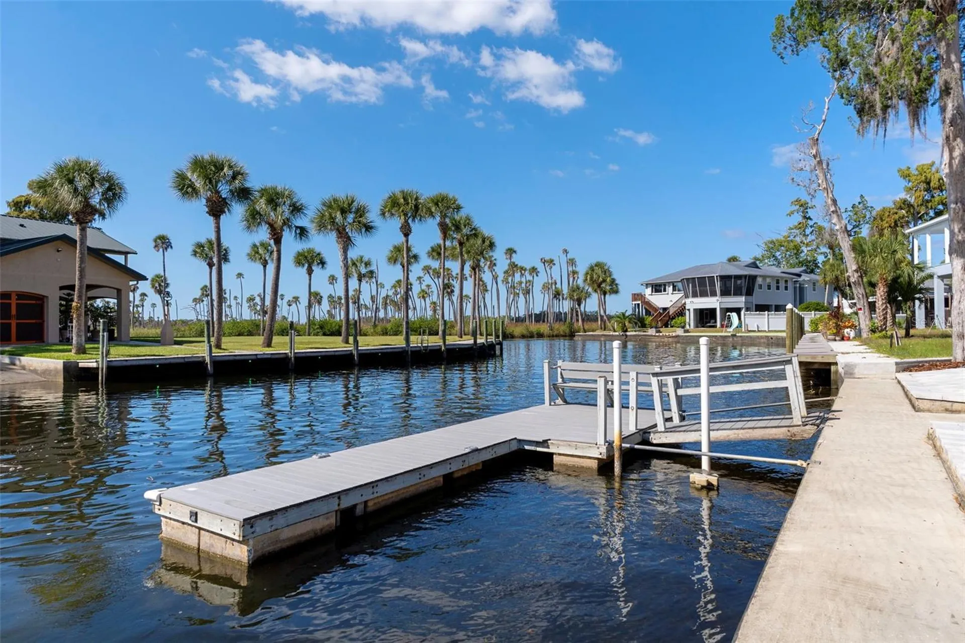 5272 Tropical Point Weeki Wachee FL 34607