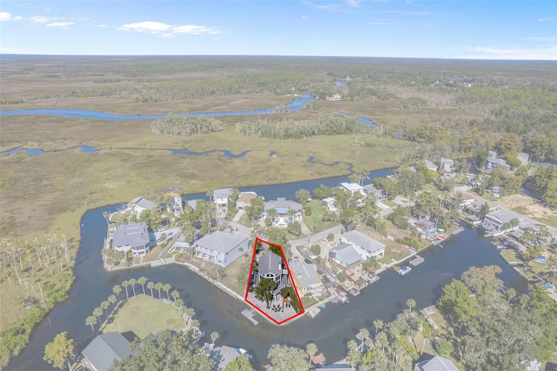 5272 Tropical Point Weeki Wachee FL 34607