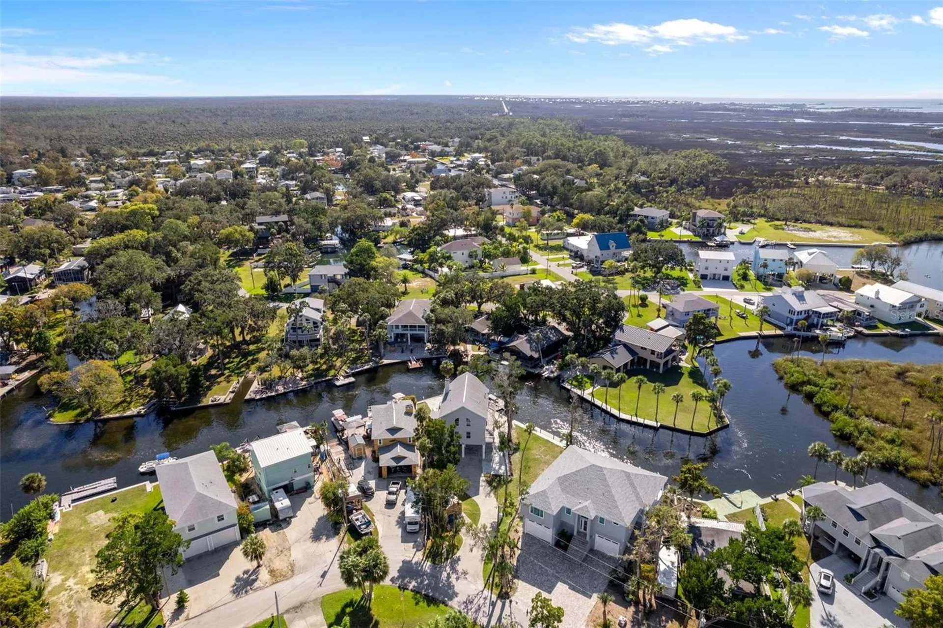 5272 Tropical Point Weeki Wachee FL 34607