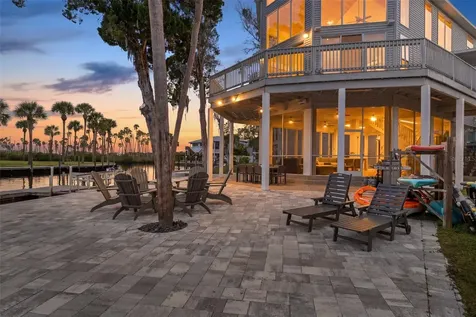 5272 Tropical Point Weeki Wachee FL 34607