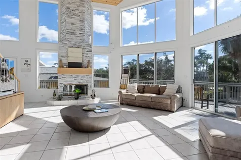 5272 Tropical Point Weeki Wachee FL 34607