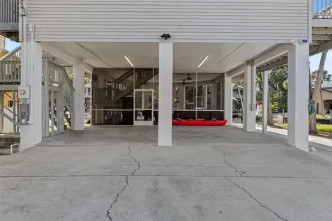 5272 Tropical Point Weeki Wachee FL 34607
