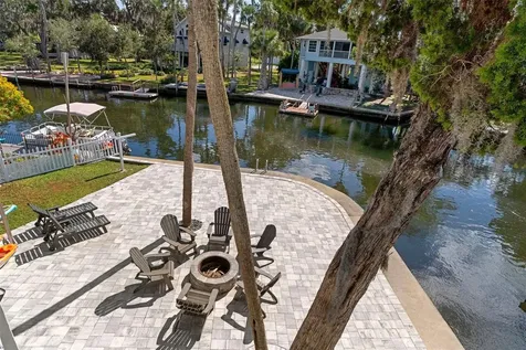 5272 Tropical Point Weeki Wachee FL 34607